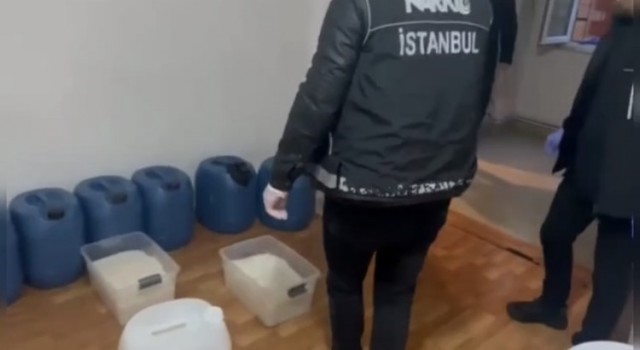 İstanbulda 506 kilogram metamfetamin ele geçirildi