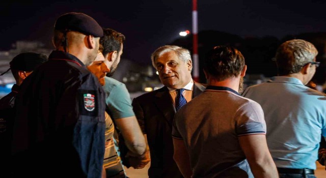İtalya, Sudandan 200 kişiyi tahliye etti