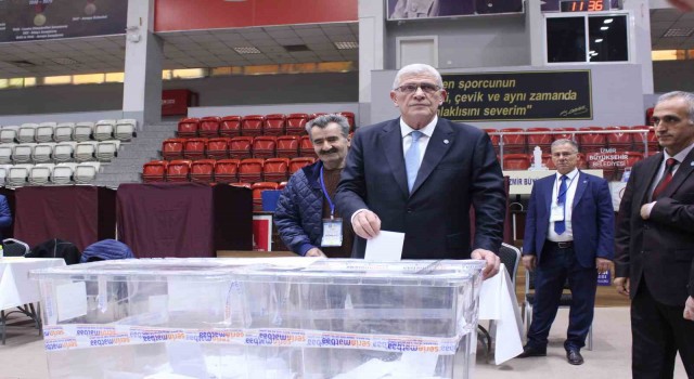 İYİ Parti İzmir, temayül için sandık başında