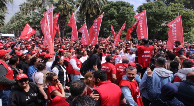 İZENERJİ işçileri iş bıraktı