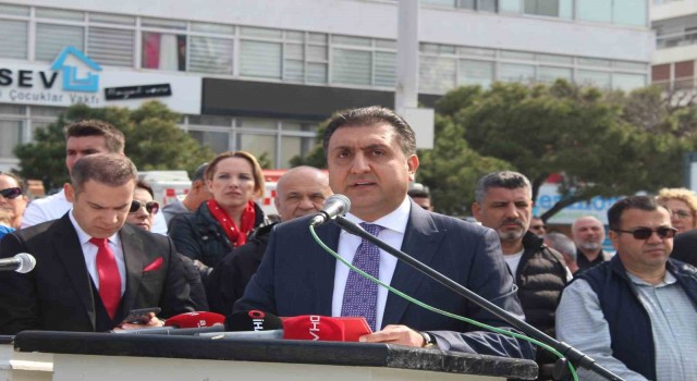 İzmirde 23 Nisan coşkuyla kutlandı