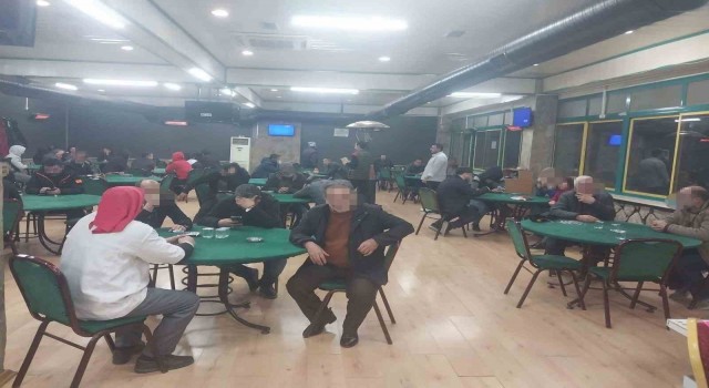 İzmirde kumar operasyonu