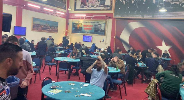 İzmirde tombalacılara sahur baskını