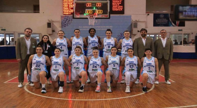 İzmit Belediyespordan hakem açıklaması