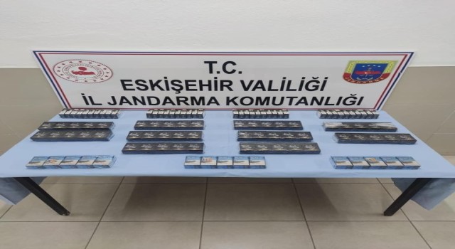 Kaçak sigara sattığı tespit edilen şüpheli jandarma tarafından yakalandı