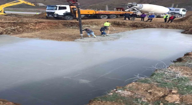 Kahramanmaraşta 10 saniyede haritadan silinen mahallede köy evlerinin yapımına başlandı