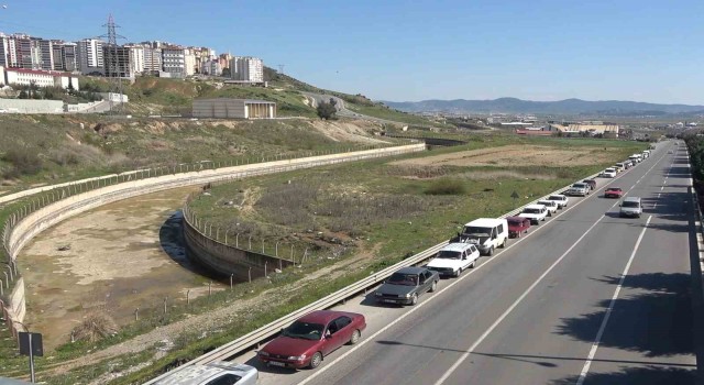 Kahramanmaraşta demremzedelere günlük 500 ton odun desteği