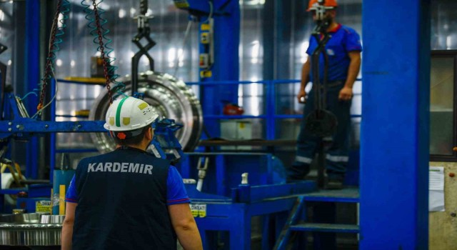 KARDEMİR çalışanlarından deprem bölgesine 18 milyon TL bağış