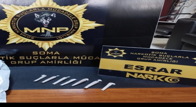 Kargo paketinden esrar çıktı