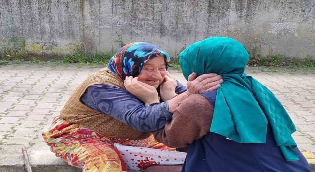 Kartepenin çınarları bayramda unutulmadı