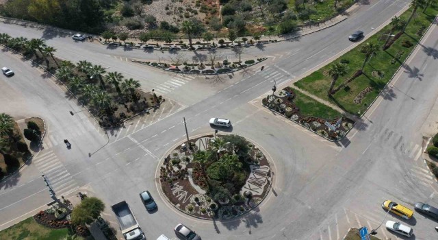 Kaş Kalkandaki peyzaj çalışmasında 4 bin bitki dikildi