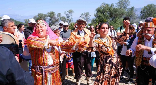 Kaşta Likya Su Yolu Yürüyüşü ve Patara Yörük Göçü düzenlendi