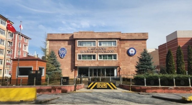 Kastamonuda aranan şahıs polis ekiplerinden kaçamadı