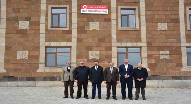 Kaymakam Bingöl, Şehit Öztürkün vasiyeti olan cami ve külliyeyi ziyaret etti