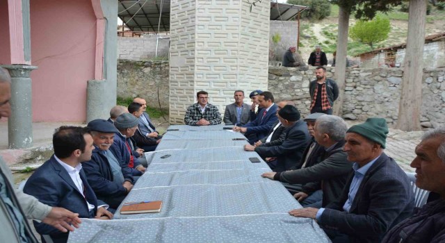 Kaymakam Okumuş, Karaselendide halk toplantısı yaptı