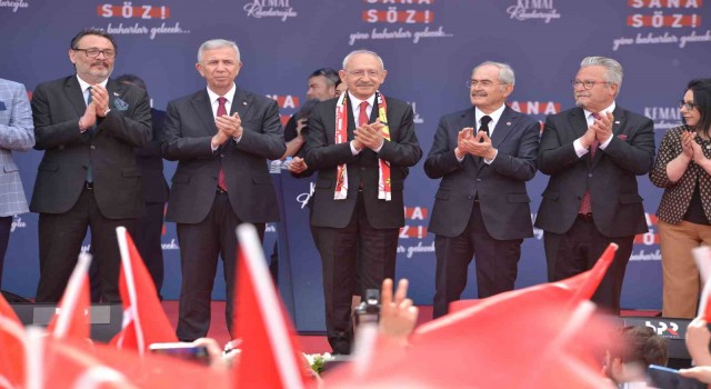 Kemal Kılıçdaroğlu ve Mansur Yavaş, Eskişehirliler ile bir araya geldi
