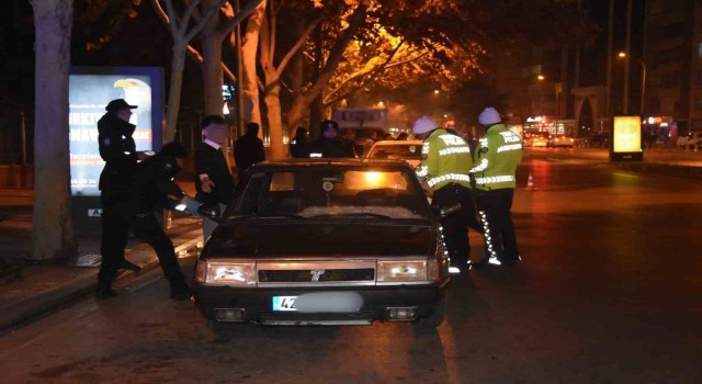 Konyada abart ve hışırtı egzoz takan sürücüler yakalandı