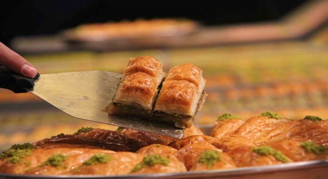 Konyada Ramazan ayında klasik baklava rağbet görüyor