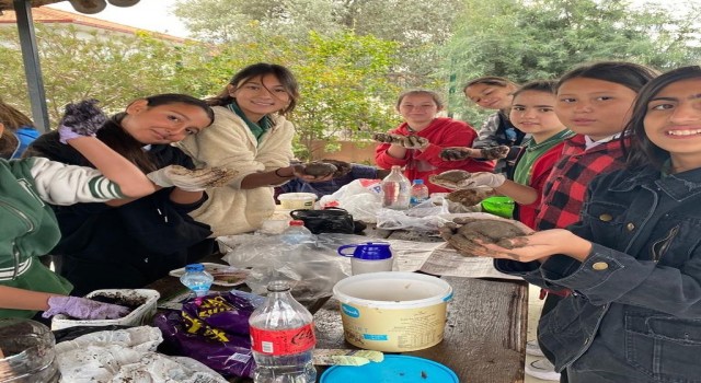 Köyceğizde tohum bombaları toprakla buluştu