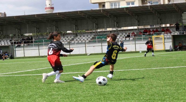 Küçük Erkekler Futbol Müsabakaları Aydında başladı