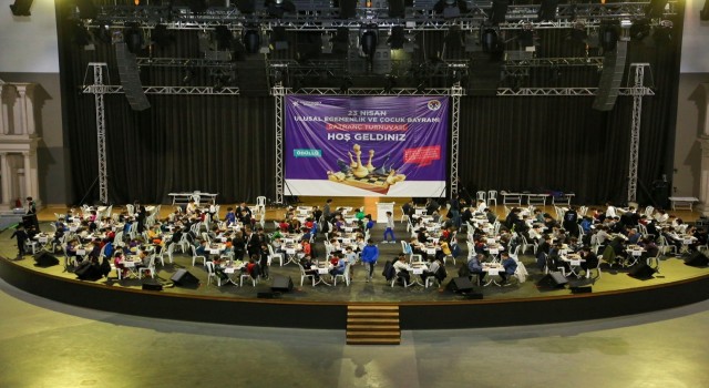 Küçükçekmecede 23 Nisan satranç turnuvası heyecanı