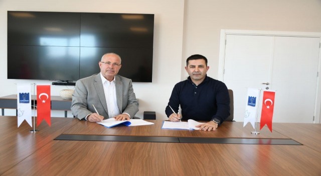 Kuşadası Belediyesinde işçilere çifte bayram