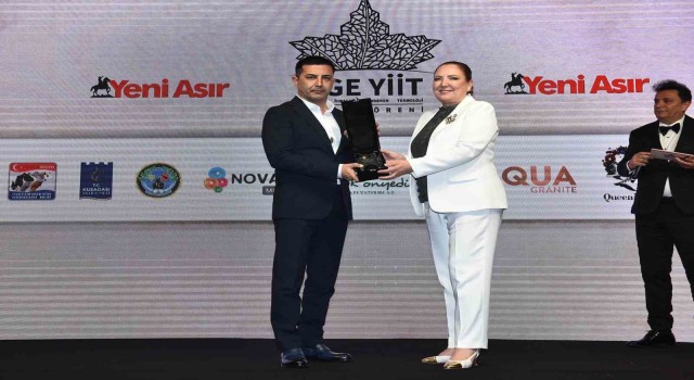 Kuşadası Belediyesine ‘Turizm Sektörü Yatırım Ödülü