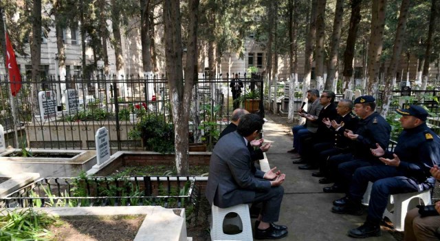 Kuşadasında Türk Polis Teşkilatının 178inci kuruluş yıl dönümü kutlandı