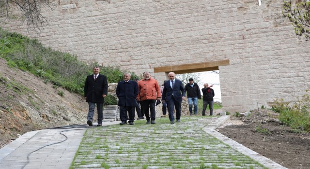 Kütahya Kalesi ve Ulu Cami Arkası Kültür Yolu Projesinde sona yaklaşıldı