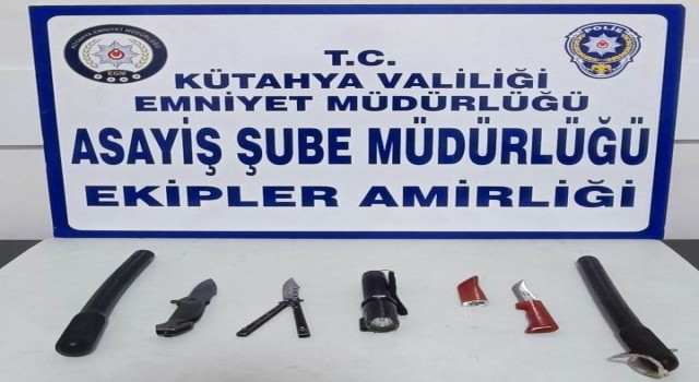 Kütahyada 490 şahıs, 233 aracın GBT kontrolü ve denetimi yapıldı