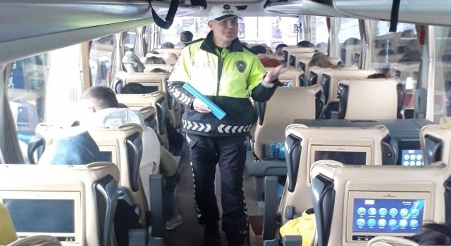 Kütahyada sürücü, yolcu ve vatandaşlara trafik kuralları eğitimi
