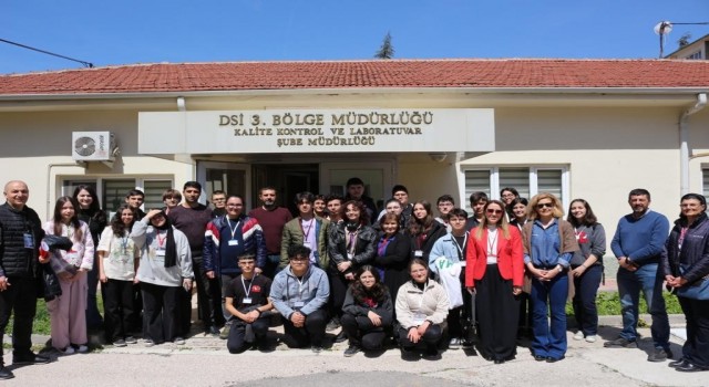 Lise öğrencilerinden ‘DSİ 3. Bölge Laboratuvarlarına teknik gezi