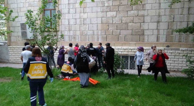 Malatyada akrabalar arasında silahlı bıçaklı kavga: 2 yaralı
