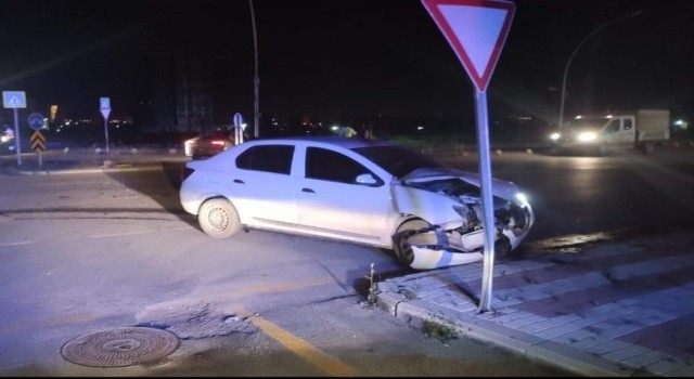 Malatyada iki araç çarpıştı: 5 yaralı