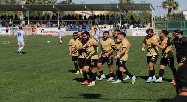 Manavgat Belediyespor Mahmutları 5-0 mağlup etti