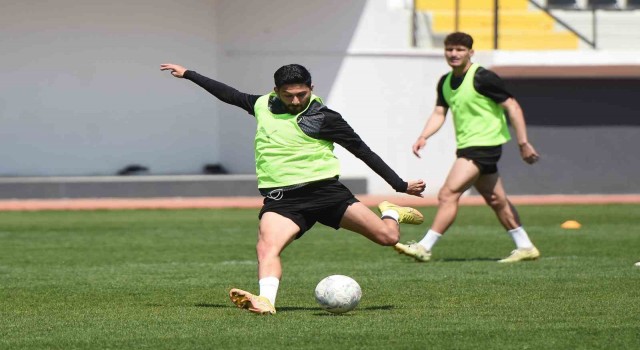 Manisa FKda tek hedef galibiyet