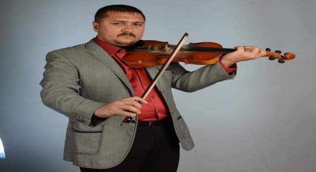Manisadaki müzisyen cinayetinin zanlıları Antalyada teslim oldu