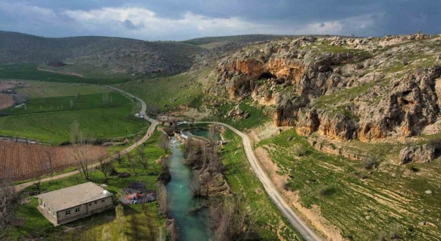 Mardinin saklı cenneti Karasu Çayı ziyaretçilerini bekliyor