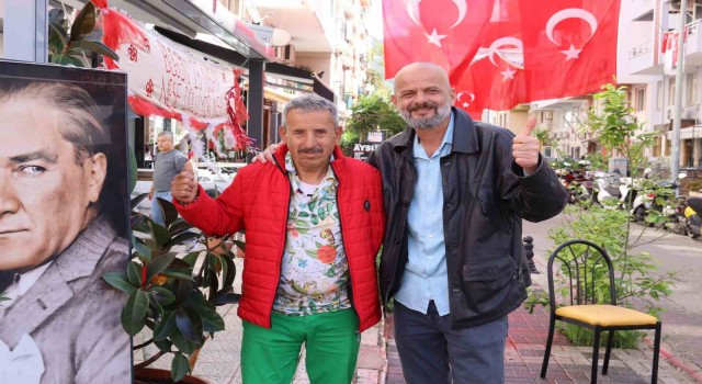 Marmaristeki 105 Sokakta 23 Nisan geleneği bu yıl da bozulmayacak