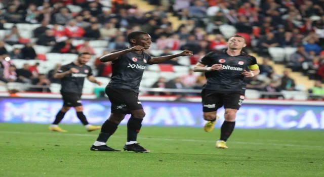 Max Gradel gol sayısını 9 yaptı