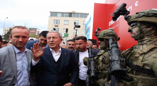 Mehmetçiğin kullandığı araç ve gereçler burada sergileniyor