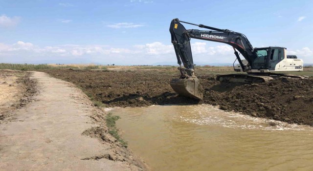 Menderesteki 1,7 kilometrelik su kanalı kapatılıyor