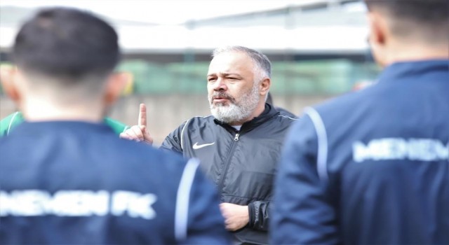 Menemen FKda Özden Töraydınla yollar ayrıldı