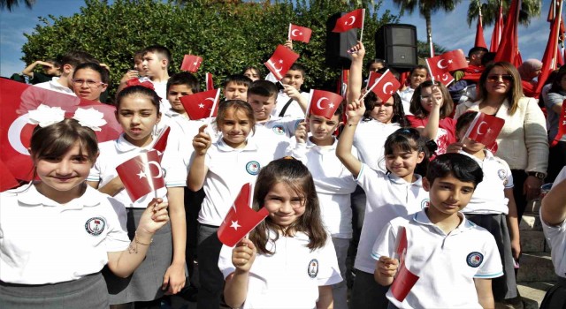 Mersinde 23 Nisan coşkuyla kutlandı