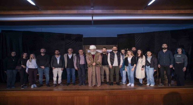 Mersinde Ben Mimar Sinan Oyunu sahnelendi