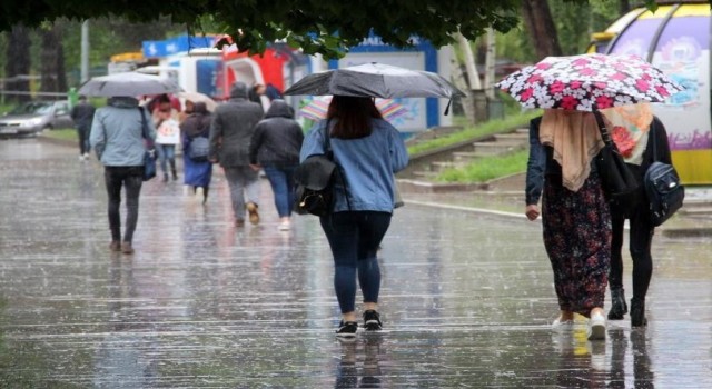 Meteorolojiden Bayburt ve Erzincan için rüzgâr uyarısı