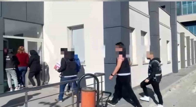 Midede uyuşturucu sevkiyatı