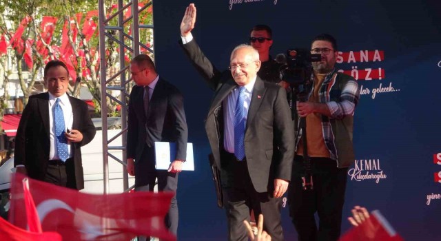 Millet İttifakı Cumhurbaşkanı Adayı Kılıçdaroğlu, Uşaklılara vaatlerini anlattı