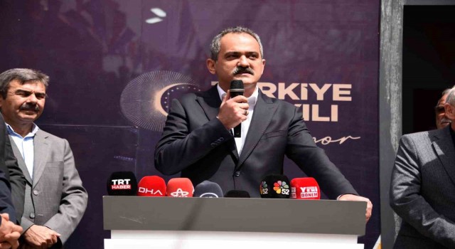 Milli Eğitim Bakanı Özer: “Hep birlikte hizmet sunacağız”