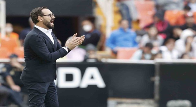 Milli futbolcu Enes Ünalın yeni hocası Jose Bordalas oldu